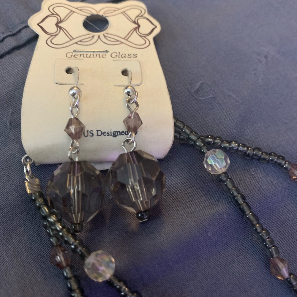 Necklace/Earring set made of genuine glass